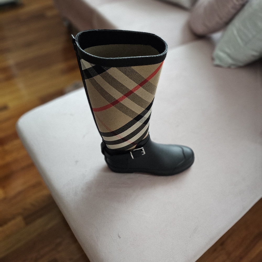 Simeon Burberry Rain Boots 'AUTHENTIC'